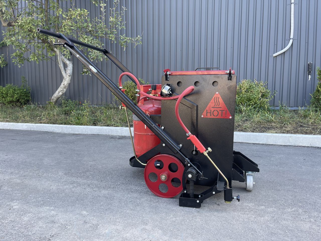 TICAB Mini Crack Sealing Machine , Hand Push Crack Fill Machine, Manufacturer, - Gudronators: foto 3 TICAB Mini Crack Sealing Machine , Hand Push Crack Fill Machine, Manufacturer, - Gudronators: foto 3