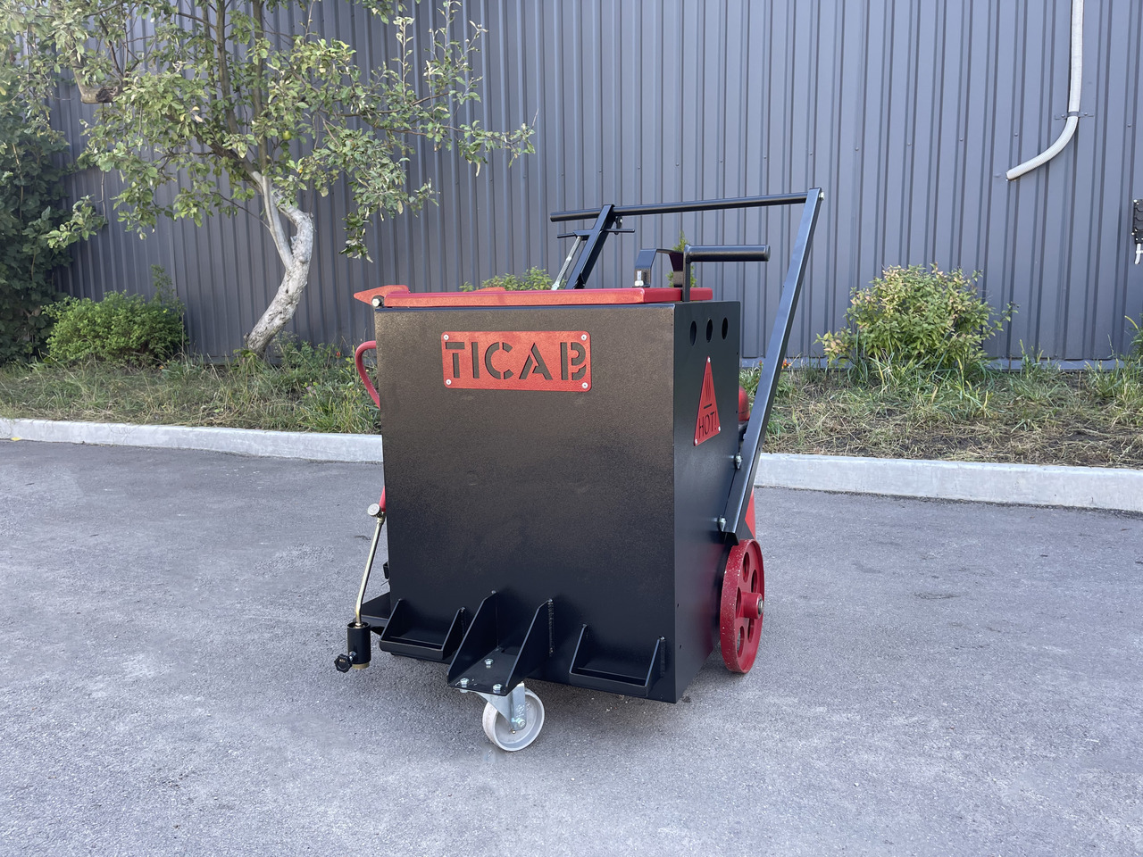 TICAB Mini Crack Sealing Machine , Hand Push Crack Fill Machine, Manufacturer, - Gudronators: foto 1 TICAB Mini Crack Sealing Machine , Hand Push Crack Fill Machine, Manufacturer, - Gudronators: foto 1