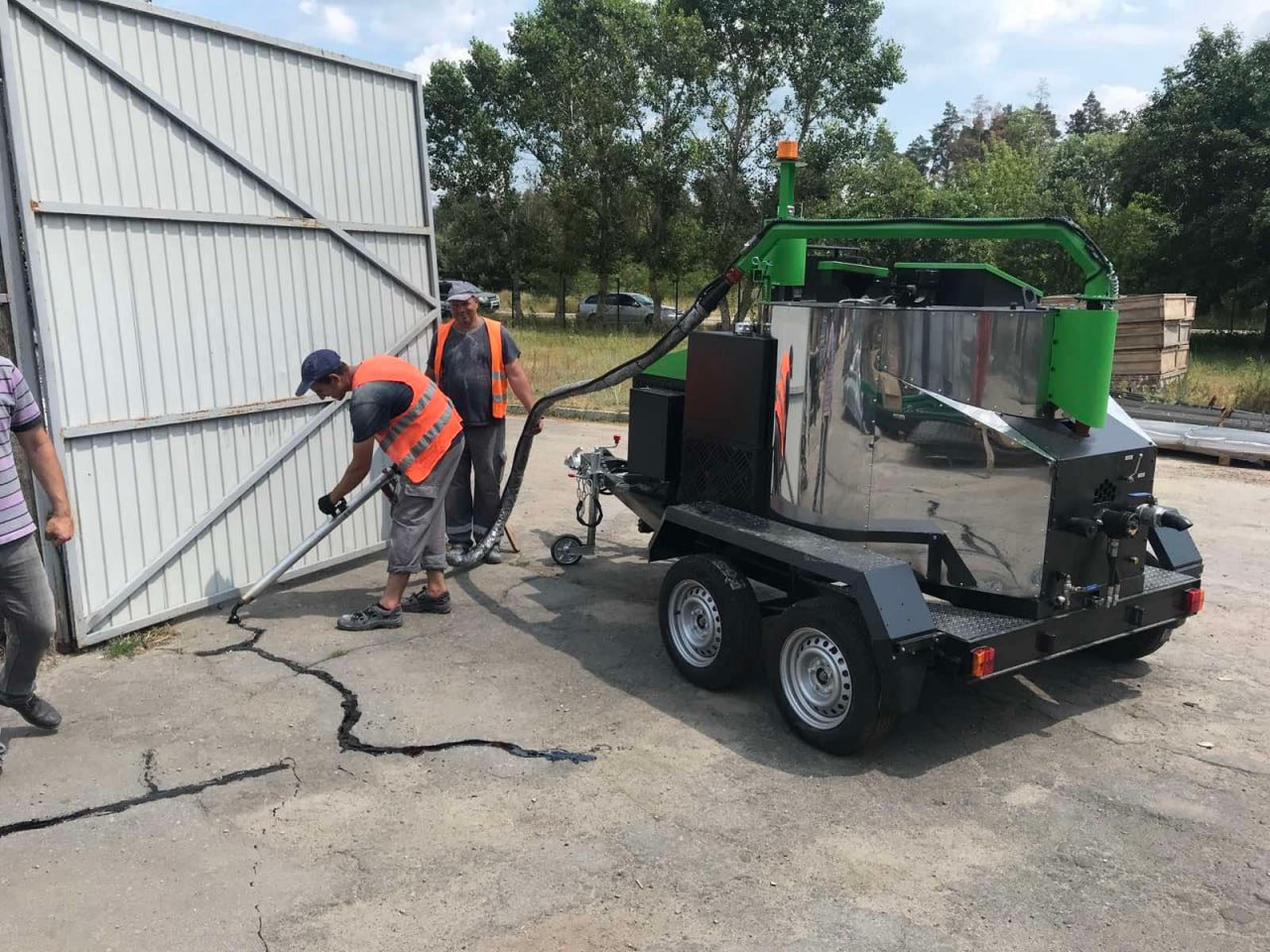 TICAB Сrack Sealing Machine,Asphalt Crack Fill Machine,500 L, Manufacturer, mašīna asfalta šuvju un plaisu aizpildīšanai BPM-500 - Asfalta ieklāšanas tehnika: foto 5 TICAB Сrack Sealing Machine,Asphalt Crack Fill Machine,500 L, Manufacturer, mašīna asfalta šuvju un plaisu aizpildīšanai BPM-500 - Asfalta ieklāšanas tehnika: foto 5