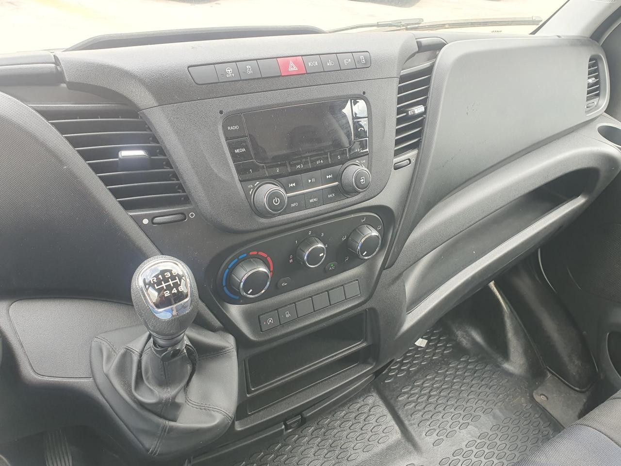 Pasažieru furgons IVECO Daily 35S14V: foto 7