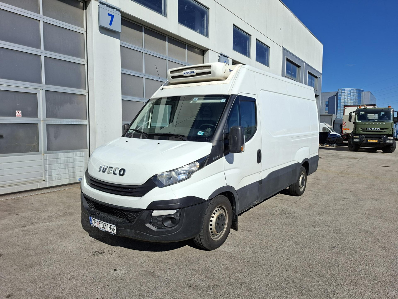 IVECO Daily 35S14V - Komercauto refrižerators: foto 1 IVECO Daily 35S14V - Komercauto refrižerators: foto 1