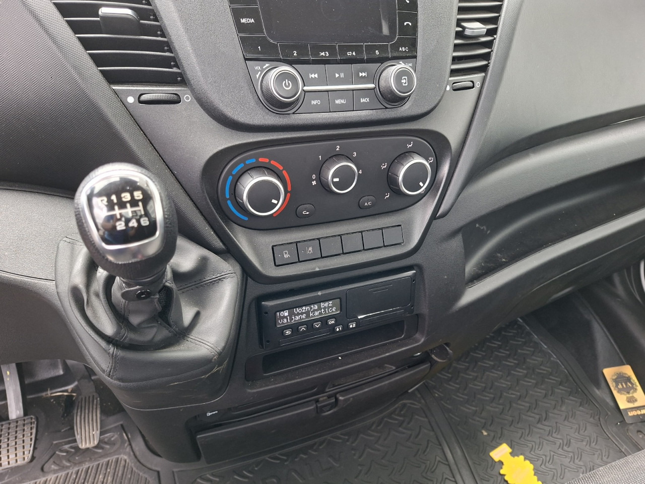 Šasija kravas automašīna IVECO Daily 70C18H: foto 7