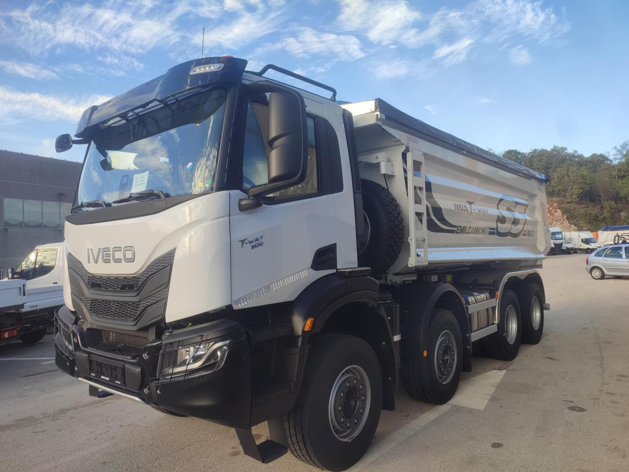 IVECO T-Way AD410T50 - Kravas automašīna pašizgāzējs: foto 1 IVECO T-Way AD410T50 - Kravas automašīna pašizgāzējs: foto 1
