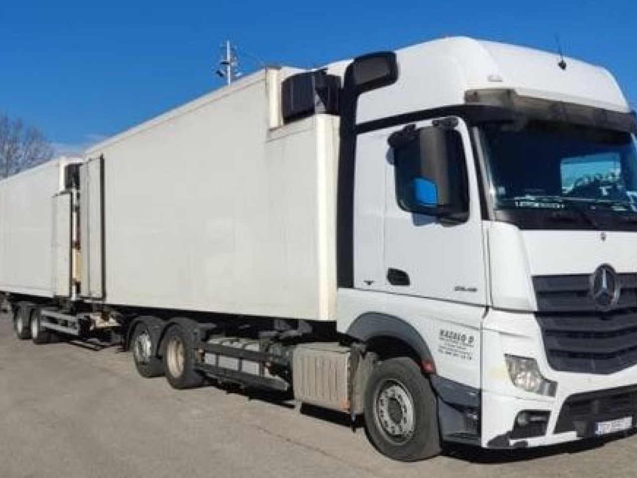 MERCEDES-BENZ Actros 25.480 - Komercauto refrižerators: foto 1 MERCEDES-BENZ Actros 25.480 - Komercauto refrižerators: foto 1