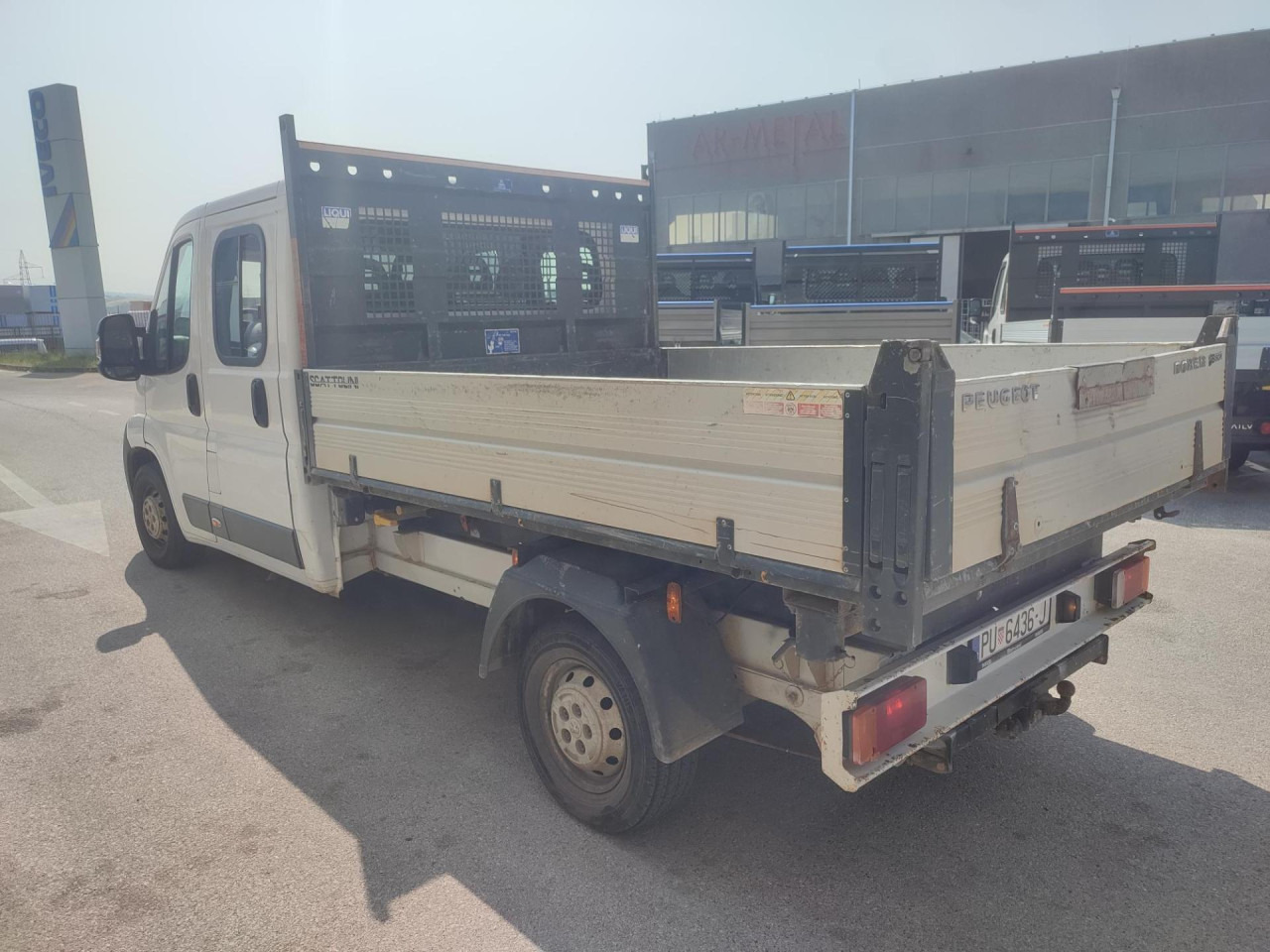 PEUGEOT Boxer 2.2 HDI - Komercauto pašizgāzējs, Kravas-pasažieru furgons: foto 3 PEUGEOT Boxer 2.2 HDI - Komercauto pašizgāzējs, Kravas-pasažieru furgons: foto 3