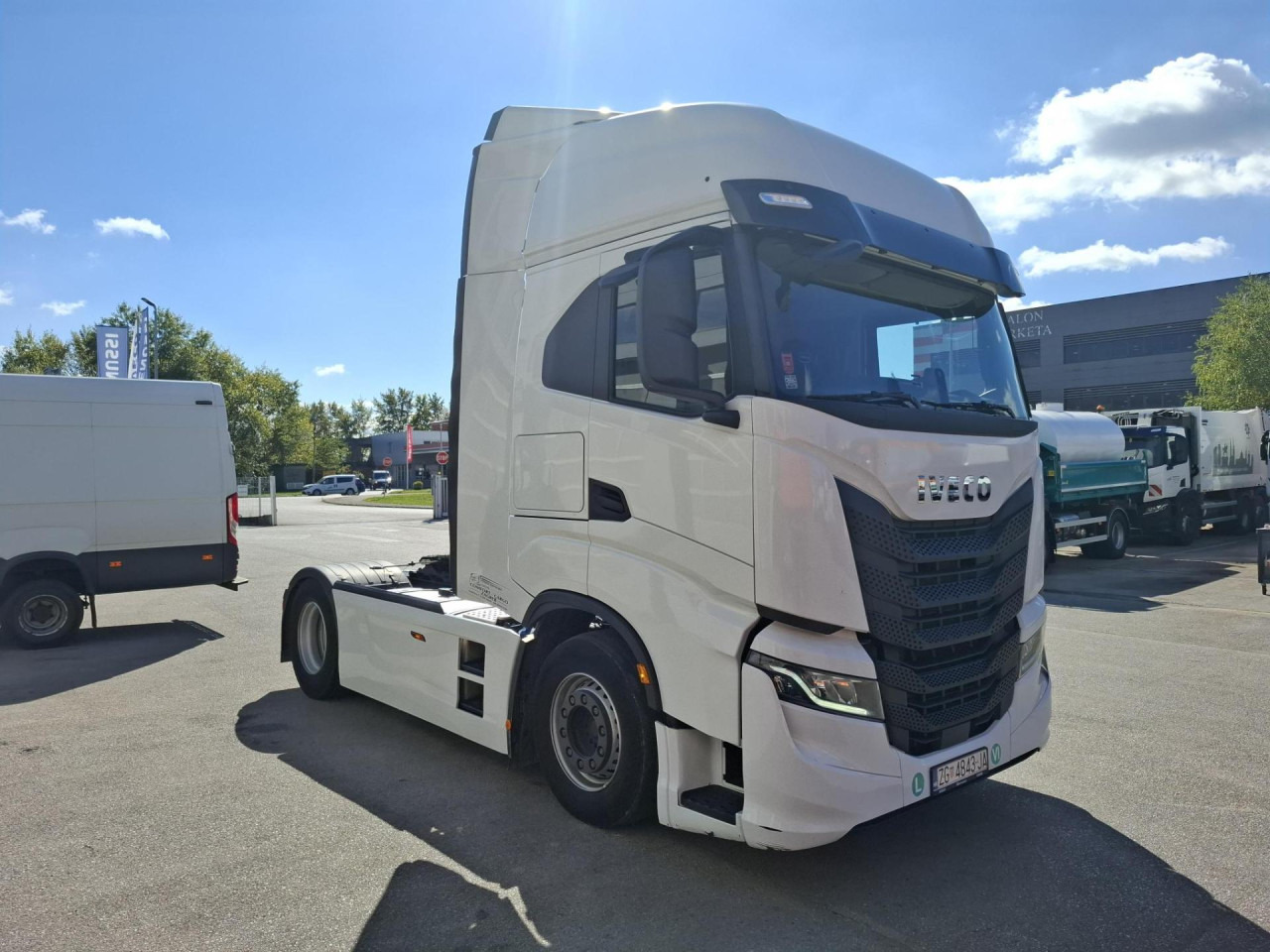 IVECO S-Way AS440S49T/P - Vilcējs: foto 2 IVECO S-Way AS440S49T/P - Vilcējs: foto 2