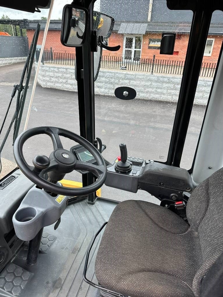 CAT CS 76 B - Ceļu veltnis: foto 4 CAT CS 76 B - Ceļu veltnis: foto 4