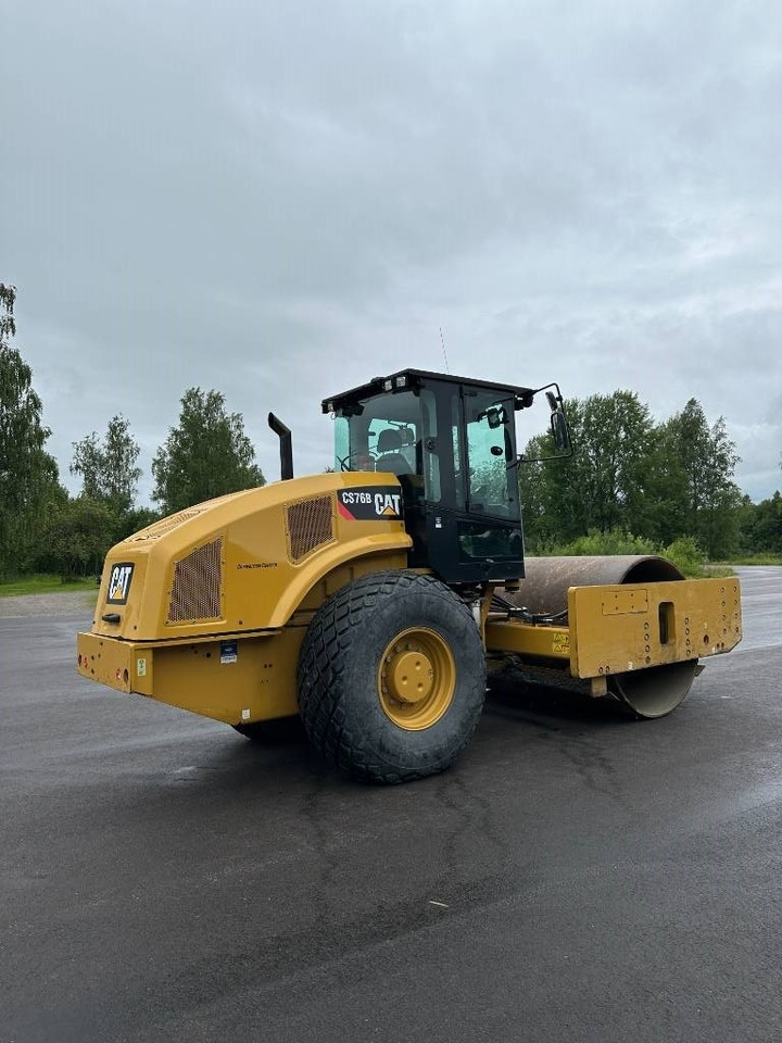 CAT CS 76 B - Ceļu veltnis: foto 1 CAT CS 76 B - Ceļu veltnis: foto 1