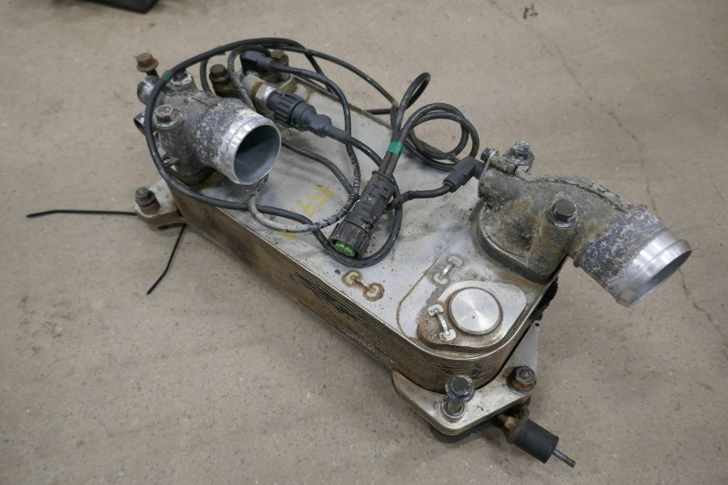 Scania Olejekylare Retarder - Pārnesumkārba - Kravas automašīna: foto 1 Scania Olejekylare Retarder - Pārnesumkārba - Kravas automašīna: foto 1