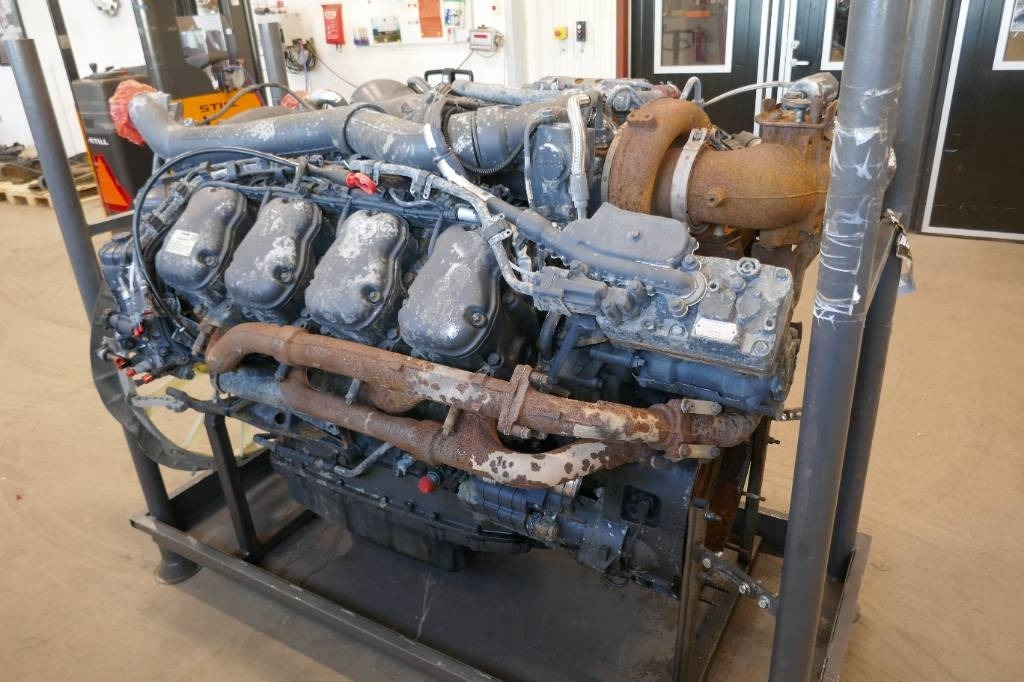 Scania R 580 - Dzinējs - Kravas automašīna: foto 2 Scania R 580 - Dzinējs - Kravas automašīna: foto 2