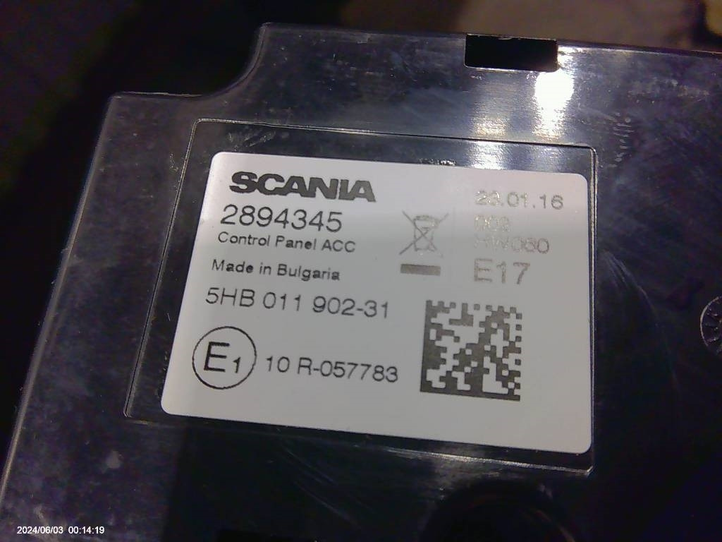 Scania R410 värmepanel, 2894345 - Kabīne - Kravas automašīna: foto 2 Scania R410 värmepanel, 2894345 - Kabīne - Kravas automašīna: foto 2