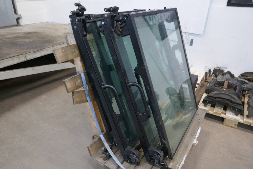 Volvo Framruta Hjullastare - Kabīne - Celtniecības tehnika: foto 1 Volvo Framruta Hjullastare - Kabīne - Celtniecības tehnika: foto 1