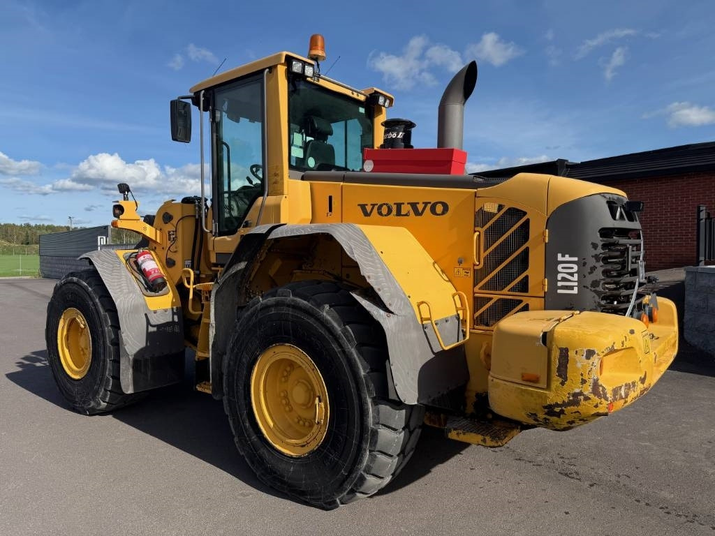 Volvo L 120 F - Riteņu iekrāvējs: foto 2 Volvo L 120 F - Riteņu iekrāvējs: foto 2