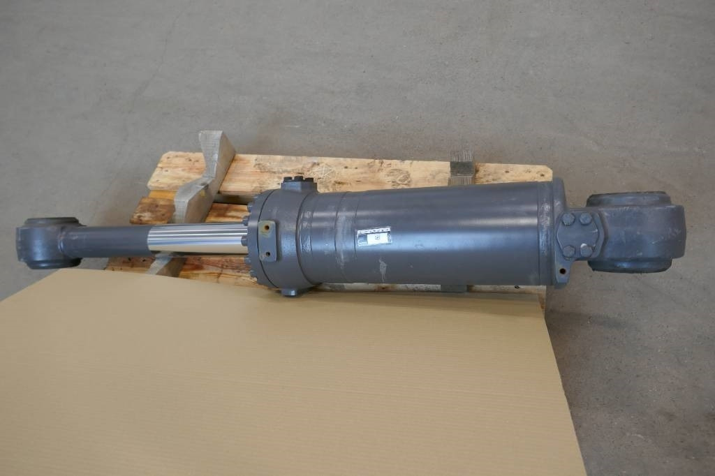 Volvo L 180 H, Tiltkolv voe17229010 - Hidraulika - Celtniecības tehnika: foto 2 Volvo L 180 H, Tiltkolv voe17229010 - Hidraulika - Celtniecības tehnika: foto 2