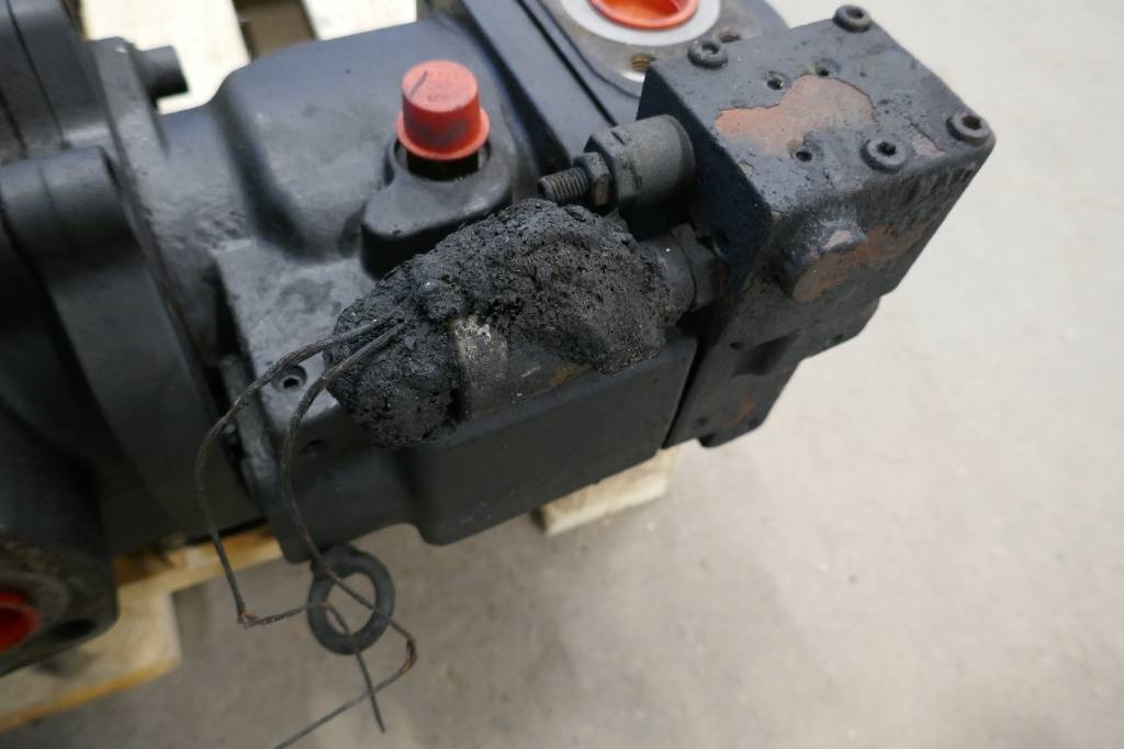 Volvo L 250 G, Hydraulikpump voe15172809 - Hidraulika - Celtniecības tehnika: foto 4 Volvo L 250 G, Hydraulikpump voe15172809 - Hidraulika - Celtniecības tehnika: foto 4