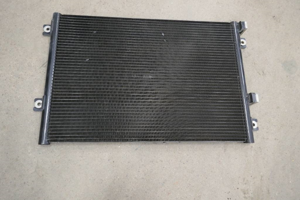 Volvo L180 HL kondensor voe16235278 - Radiators - Celtniecības tehnika: foto 1 Volvo L180 HL kondensor voe16235278 - Radiators - Celtniecības tehnika: foto 1
