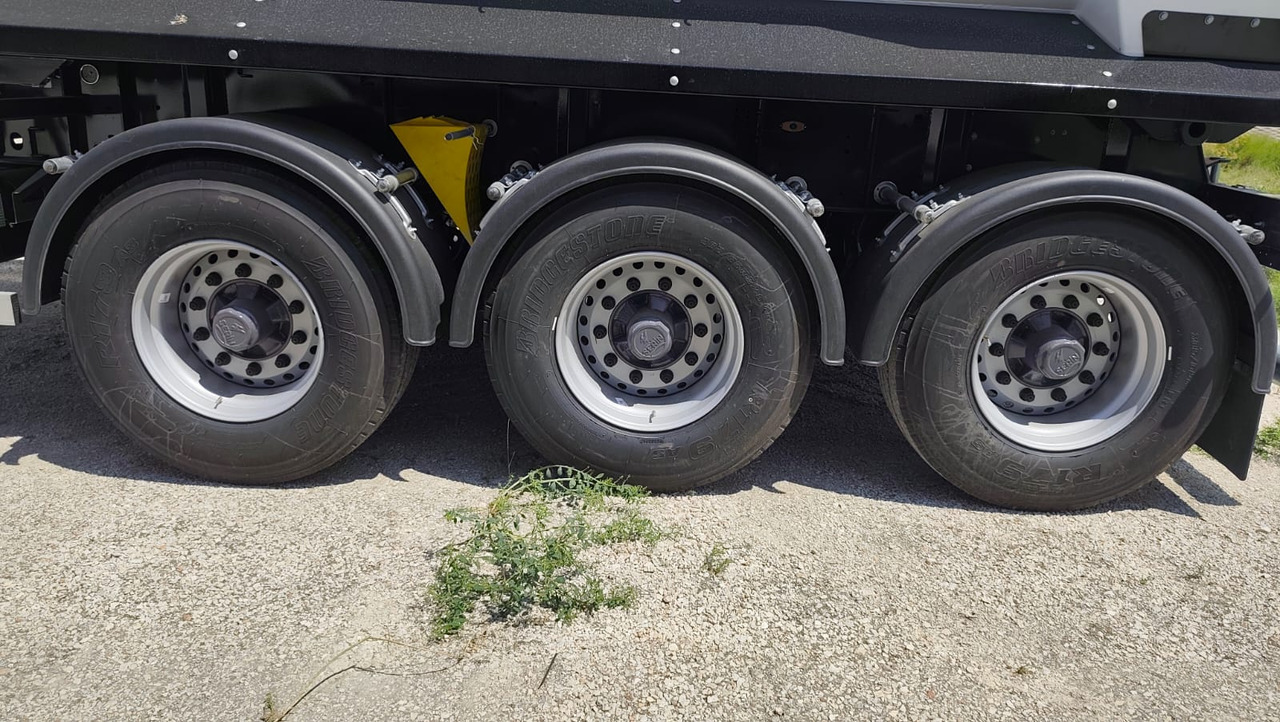 Jaunā Puspiekabe pašizgāzējs pārvadāšana birstošo kravu SERIN Tiger HARDOX  28 m³ Tipper Semi-Trailer: foto 14 Jaunā Puspiekabe pašizgāzējs pārvadāšana birstošo kravu SERIN Tiger HARDOX  28 m³ Tipper Semi-Trailer: foto 14