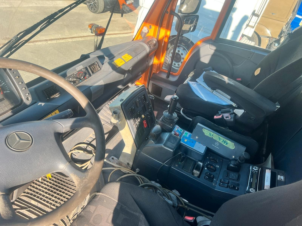 Kravas automašīna Unimog U500 4x4, Boeschungsmaehwerk Mulag: foto 14