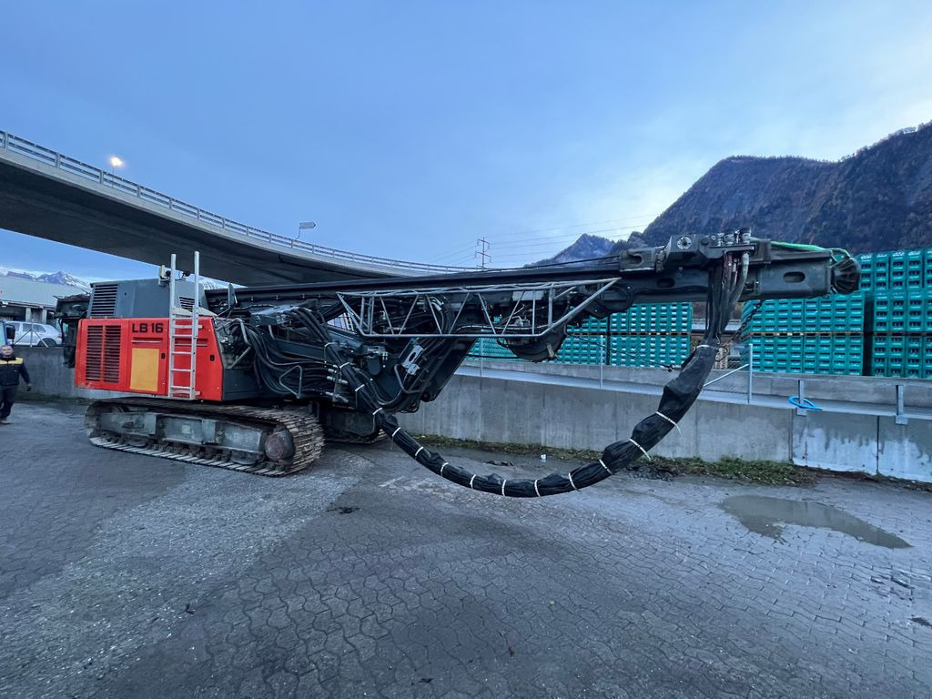 Liebherr LB16, Bohrgeraet, DRILLING RIG, SWISS, 11840h - Urbšanas mašīna: foto 3 Liebherr LB16, Bohrgeraet, DRILLING RIG, SWISS, 11840h - Urbšanas mašīna: foto 3