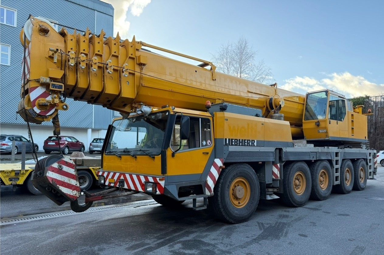 Liebherr LTM 1160/2 UTM655 10x6, FLYJIB, SWISS - Kravas auto ar manipulatoru: foto 3 Liebherr LTM 1160/2 UTM655 10x6, FLYJIB, SWISS - Kravas auto ar manipulatoru: foto 3