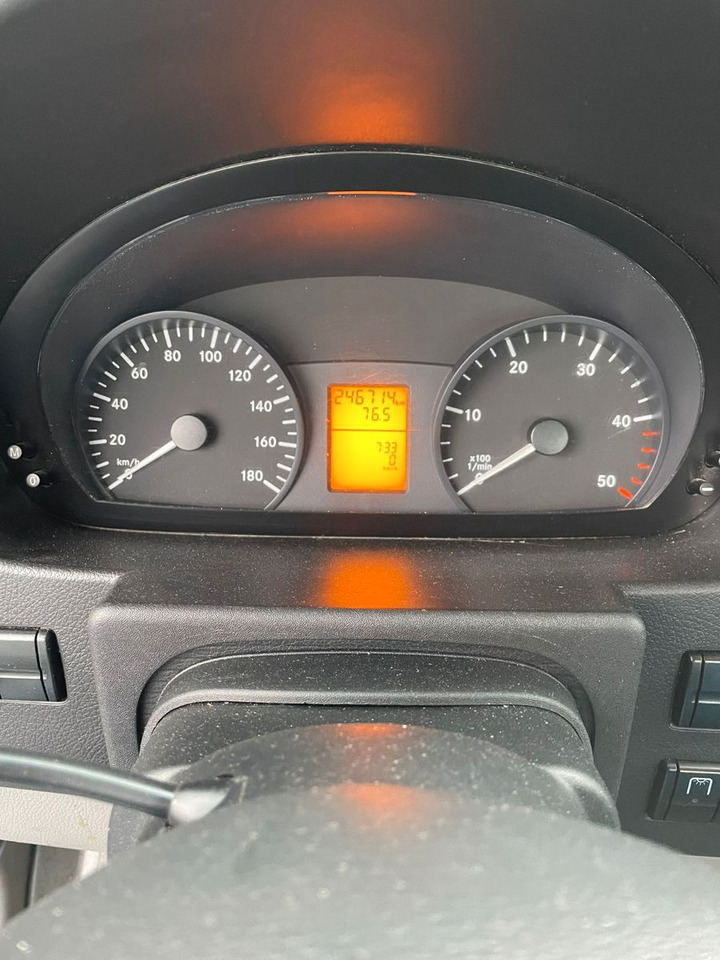 Mercedes-Benz 316 CDI, 5.20m Pritsche - Automašīna ar kravas platformu: foto 5 Mercedes-Benz 316 CDI, 5.20m Pritsche - Automašīna ar kravas platformu: foto 5