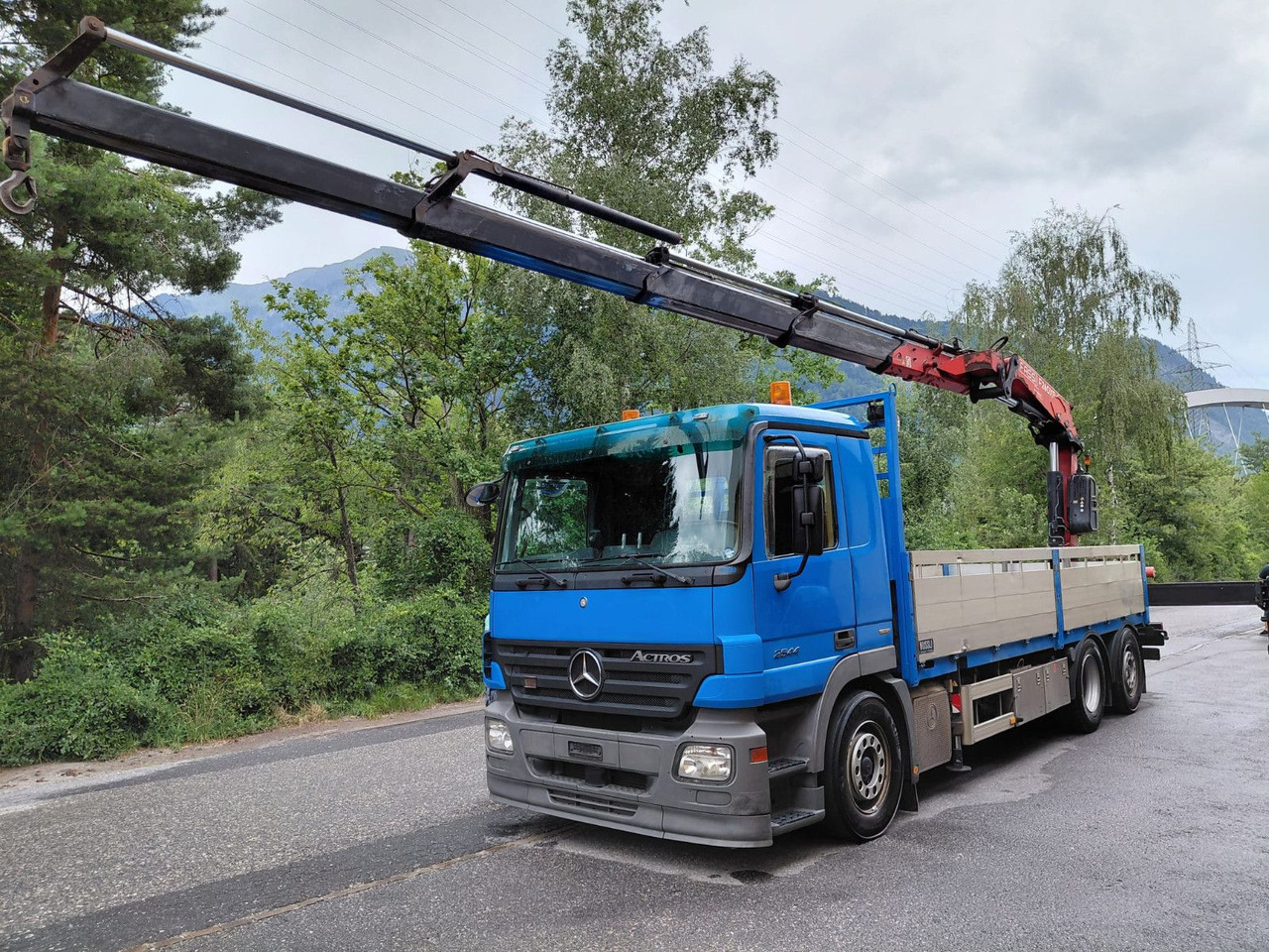 Mercedes-Benz Actros 2544 6x2, E5, EPS, Fassi F260XP, Retarder - Kravas auto ar manipulatoru: foto 1 Mercedes-Benz Actros 2544 6x2, E5, EPS, Fassi F260XP, Retarder - Kravas auto ar manipulatoru: foto 1