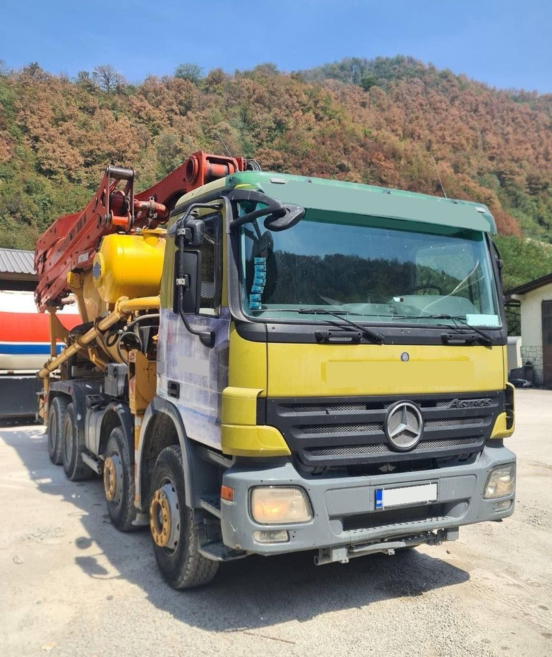 Mercedes-Benz Actros 4141B 8x4, MP2, CIFA 28m Magnum - Betona sūknis: foto 1 Mercedes-Benz Actros 4141B 8x4, MP2, CIFA 28m Magnum - Betona sūknis: foto 1