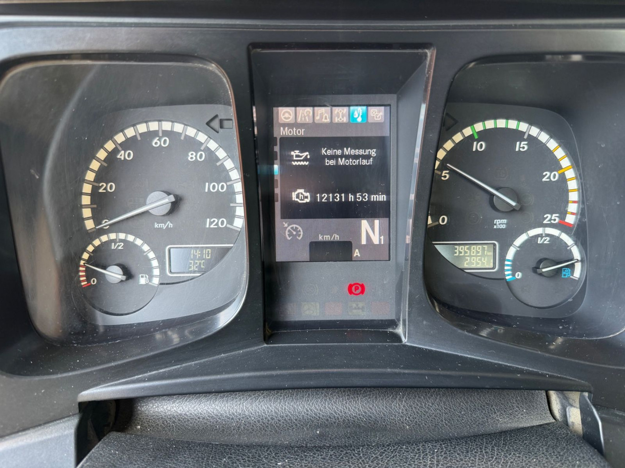 Kravas automašīna pašizgāzējs Mercedes-Benz Arocs 4451 10x4, E6, Swiss Kipper, Dumper: foto 16