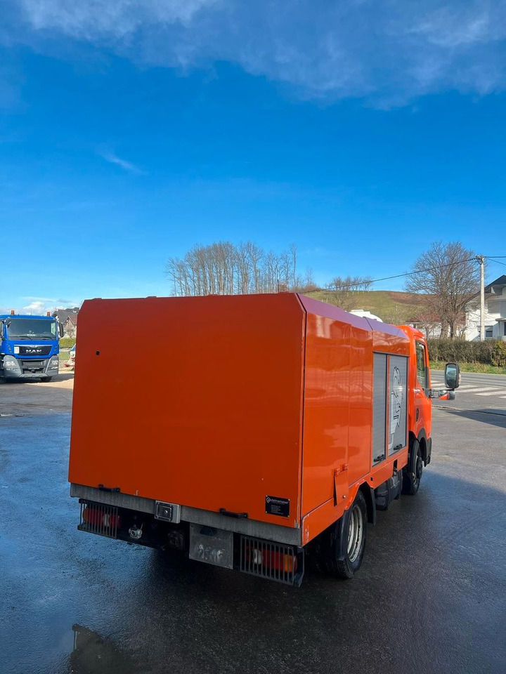 Nissan NT400 Cabstar, Dietmar Kaiser, 160bar, Hochdruck - Asenizācijas mašīna: foto 3 Nissan NT400 Cabstar, Dietmar Kaiser, 160bar, Hochdruck - Asenizācijas mašīna: foto 3