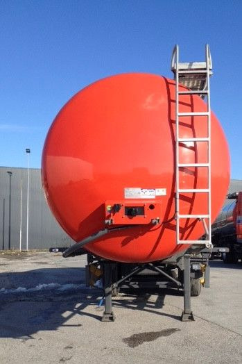 Schwarzmüller C203 / C12, 2 Kammern, Bitumen, 33'000L Schwarzmüller C203 / C12, 2 Kammern, Bitumen, 33'000L - Puspiekabe cisterna: foto 2 Schwarzmüller C203 / C12, 2 Kammern, Bitumen, 33'000L Schwarzmüller C203 / C12, 2 Kammern, Bitumen, 33'000L - Puspiekabe cisterna: foto 2