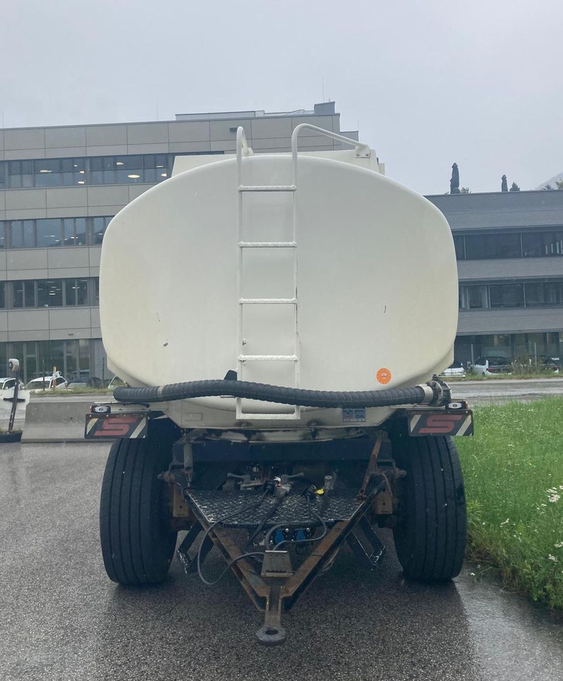 Schwarzmüller TH 3E, 3 Kammern, ADR, Benzin+Diesel, Fuel - Piekabe cisterna: foto 4 Schwarzmüller TH 3E, 3 Kammern, ADR, Benzin+Diesel, Fuel - Piekabe cisterna: foto 4