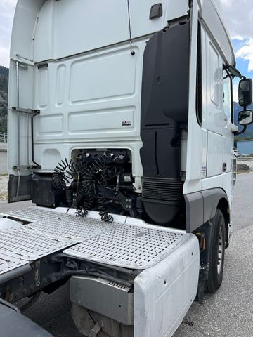 DAF FT XF 460 4x2, E6, Retarder, PTO, Standklima DAF FT XF 460 4x2, E6, Retarder, PTO, Standklima - Vilcējs: foto 5 DAF FT XF 460 4x2, E6, Retarder, PTO, Standklima DAF FT XF 460 4x2, E6, Retarder, PTO, Standklima - Vilcējs: foto 5