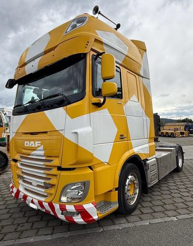 DAF XF460 4x2, Retarder, Euro 6, ALU Felgen - Vilcējs: foto 1 DAF XF460 4x2, Retarder, Euro 6, ALU Felgen - Vilcējs: foto 1