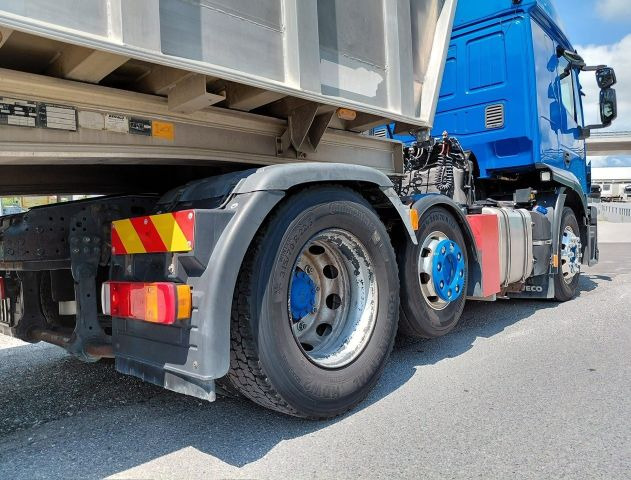 Iveco 440S48TX Stralis 6x2, E6, Kipphydraulik - Vilcējs: foto 5 Iveco 440S48TX Stralis 6x2, E6, Kipphydraulik - Vilcējs: foto 5