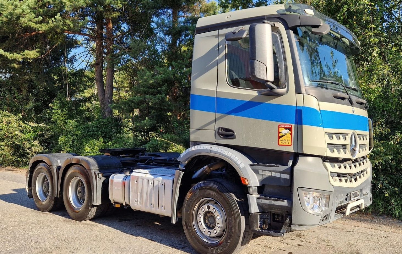 Mercedes-Benz Arocs 2648 6x4, E6, Retarder, Kipphydraulik - Vilcējs: foto 1 Mercedes-Benz Arocs 2648 6x4, E6, Retarder, Kipphydraulik - Vilcējs: foto 1