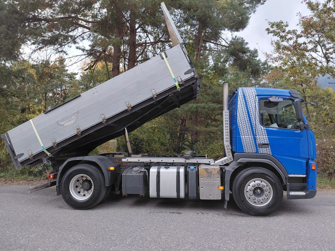 Volvo FM440 4x2, Euro 5, Kipper - Kravas automašīna pašizgāzējs: foto 2 Volvo FM440 4x2, Euro 5, Kipper - Kravas automašīna pašizgāzējs: foto 2