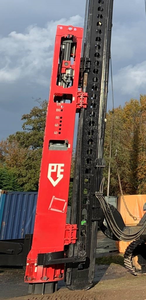 PVE 7NL - Pāļu dzinējs: foto 1 PVE 7NL - Pāļu dzinējs: foto 1