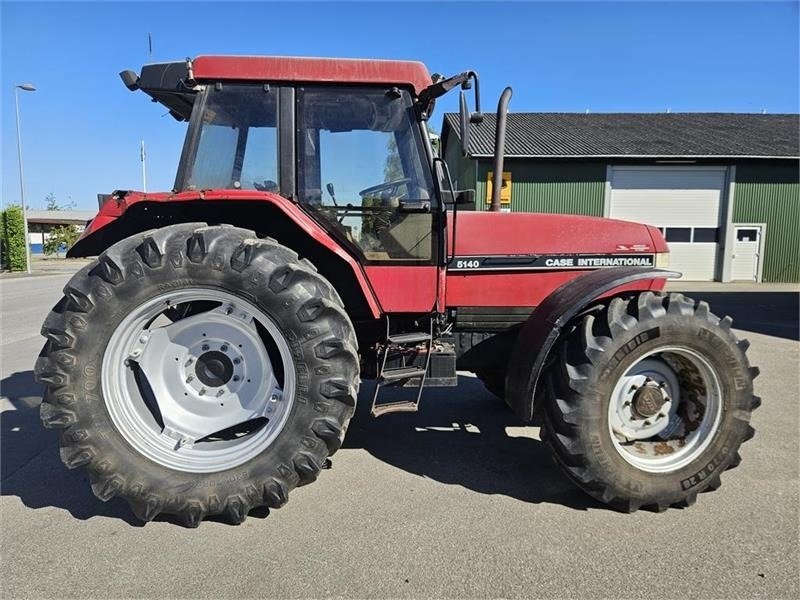 Case IH Maxxum 5140 - Traktors: foto 2 Case IH Maxxum 5140 - Traktors: foto 2