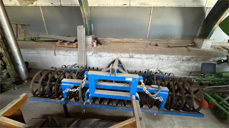 Dal-Bo 4m Frontpakker Levelflex 2000 4 m.  - Lauka veltnis: foto 2 Dal-Bo 4m Frontpakker Levelflex 2000 4 m.  - Lauka veltnis: foto 2