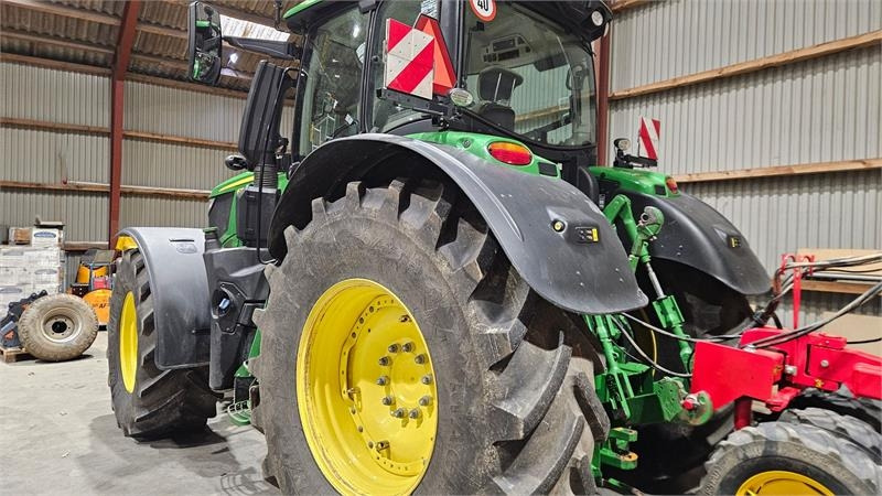 John Deere 6250R Ultimate Edition - Traktors: foto 3 John Deere 6250R Ultimate Edition - Traktors: foto 3