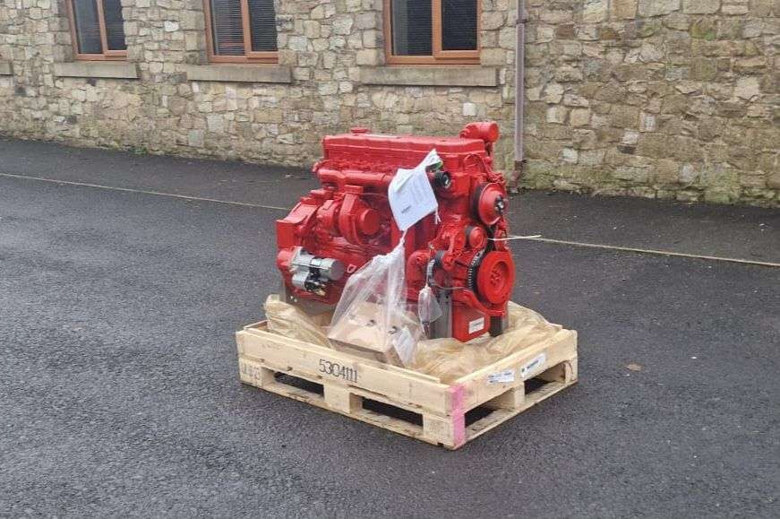 Cummins QSB 6.7 Engine CPL 4990 173kW (129hp) with CM850 (CM2850) ECU - Dzinējs - Celtniecības tehnika: foto 2 Cummins QSB 6.7 Engine CPL 4990 173kW (129hp) with CM850 (CM2850) ECU - Dzinējs - Celtniecības tehnika: foto 2