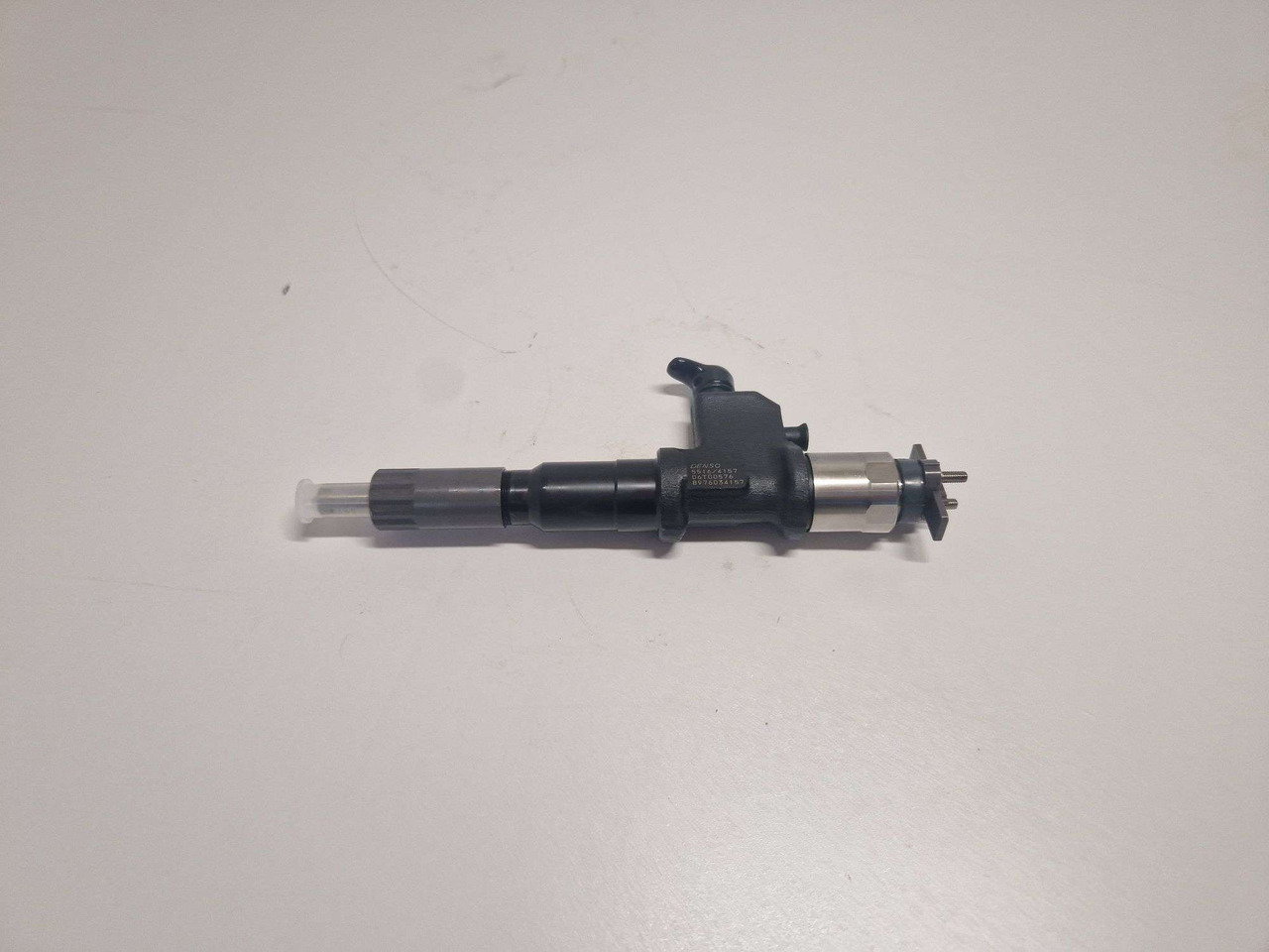 Isuzu 8976034157 Fuel Injector Denso 5516/4157 - Dzinējs un rezerves daļas - Celtniecības tehnika: foto 1 Isuzu 8976034157 Fuel Injector Denso 5516/4157 - Dzinējs un rezerves daļas - Celtniecības tehnika: foto 1