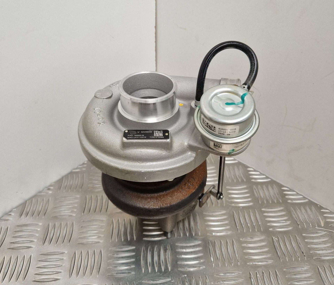 JCB turbocharger 320/06049 Garrett Turbo 762932-02 - Dzinējs un rezerves daļas - Celtniecības tehnika: foto 1 JCB turbocharger 320/06049 Garrett Turbo 762932-02 - Dzinējs un rezerves daļas - Celtniecības tehnika: foto 1