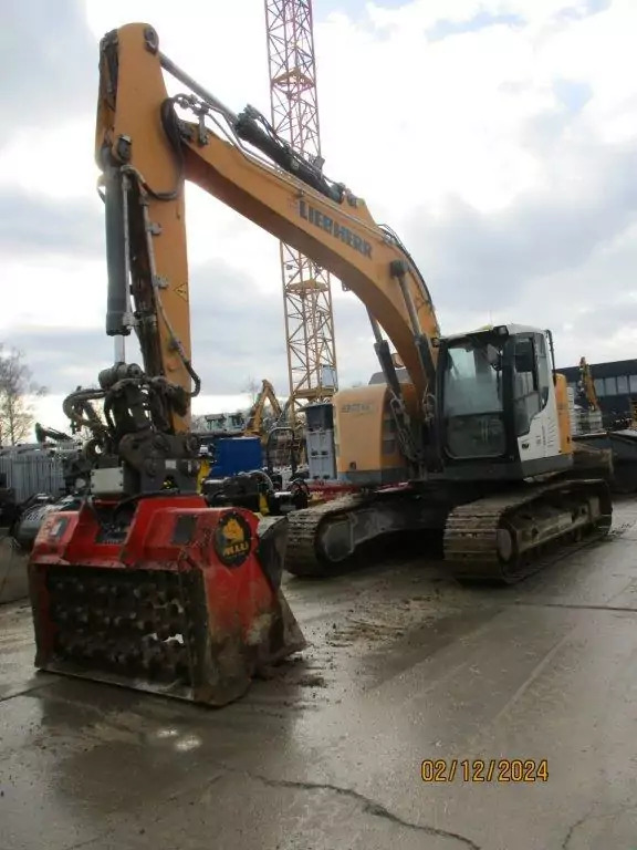2015 Liebherr R 926 Compact - Kāpurķēžu ekskavators: foto 1 2015 Liebherr R 926 Compact - Kāpurķēžu ekskavators: foto 1