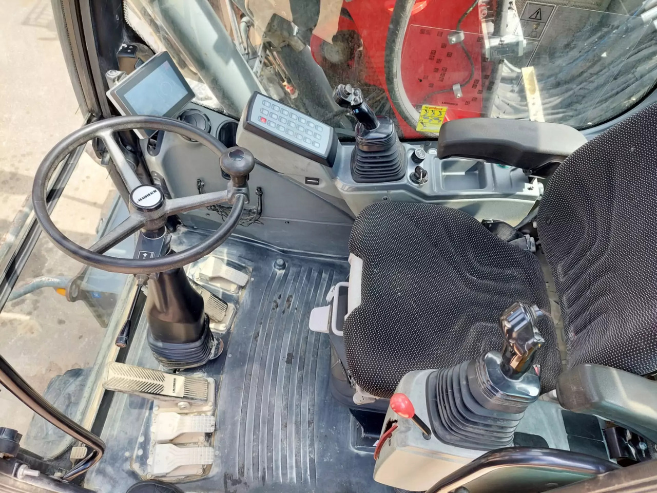 2018 Liebherr A 914 Litronic - Riteņu ekskavators: foto 5 2018 Liebherr A 914 Litronic - Riteņu ekskavators: foto 5