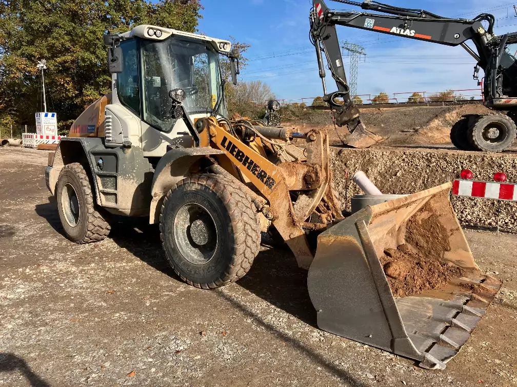 2018 Liebherr L 526 - Riteņu iekrāvējs: foto 2 2018 Liebherr L 526 - Riteņu iekrāvējs: foto 2