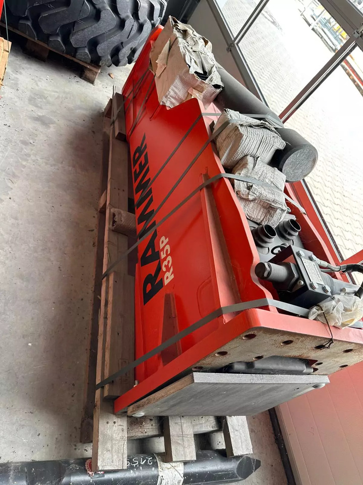 2022 Rammer R35P - Hidrauliskais āmurs: foto 1 2022 Rammer R35P - Hidrauliskais āmurs: foto 1