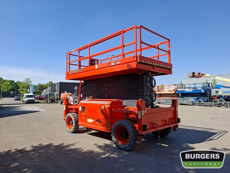 Dingli JCPT2223RTB 4x4 Diesel Schaarhoogwerker 22m - Šķērveida pacēlājs: foto 2 Dingli JCPT2223RTB 4x4 Diesel Schaarhoogwerker 22m - Šķērveida pacēlājs: foto 2