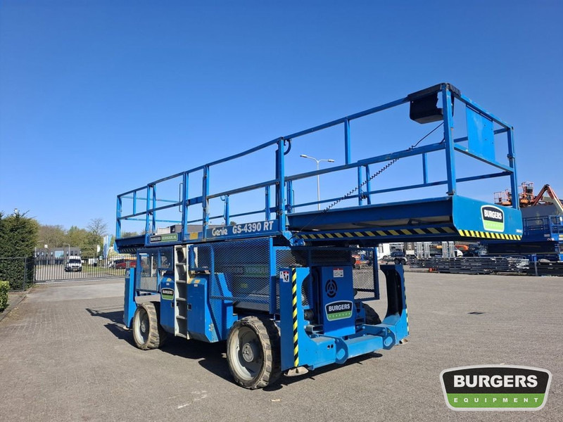 Genie GS4390 RT - Šķērveida pacēlājs: foto 2 Genie GS4390 RT - Šķērveida pacēlājs: foto 2