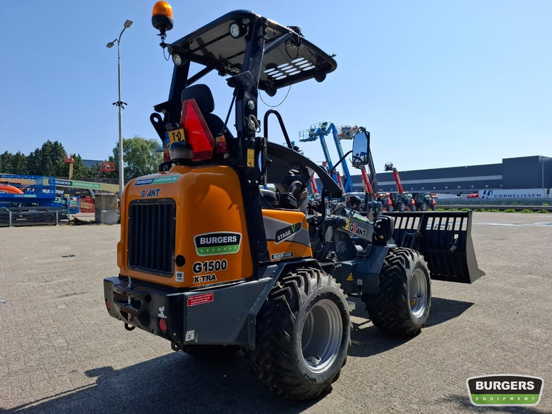 Giant G1500 X-TRA - Kāpurķēžu kompaktiekrāvējs: foto 3 Giant G1500 X-TRA - Kāpurķēžu kompaktiekrāvējs: foto 3